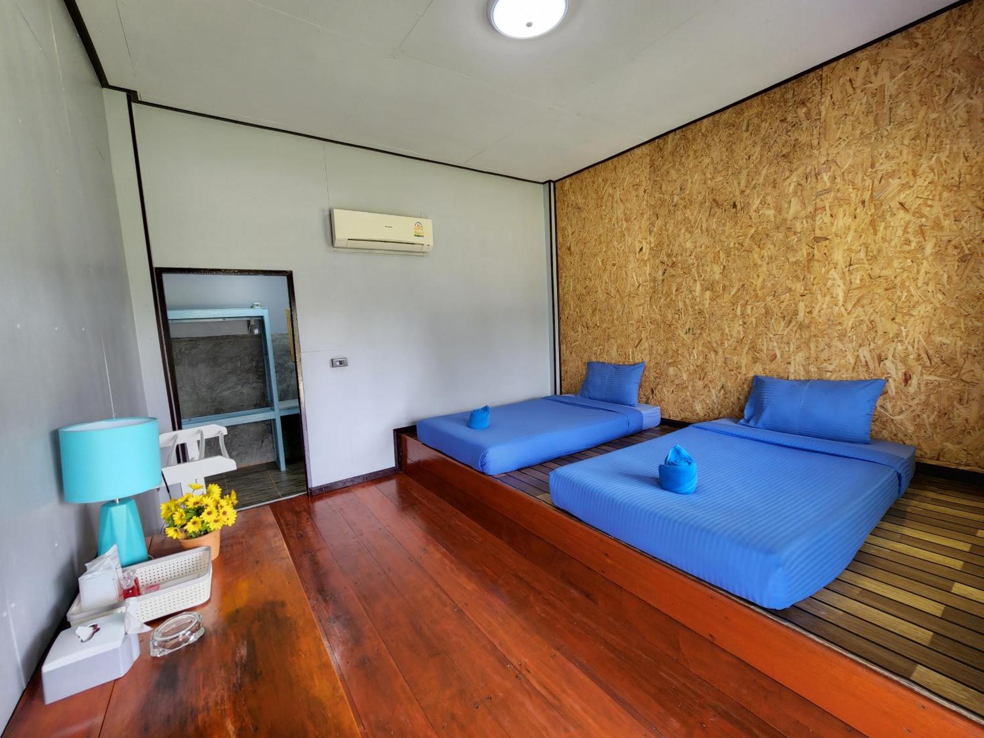 S Beach Resort Ko Kut Room photo