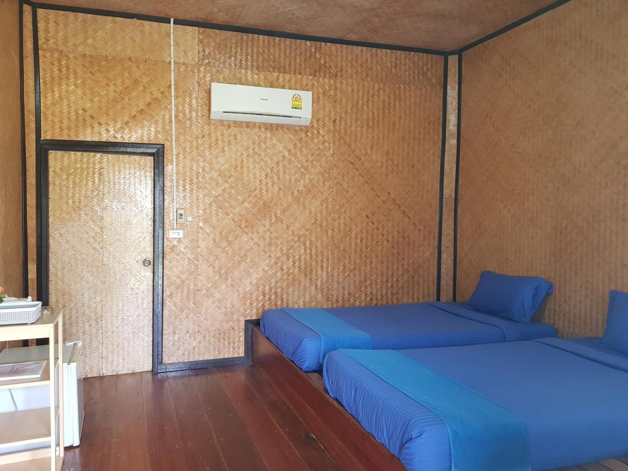 S Beach Resort Ko Kut Room photo