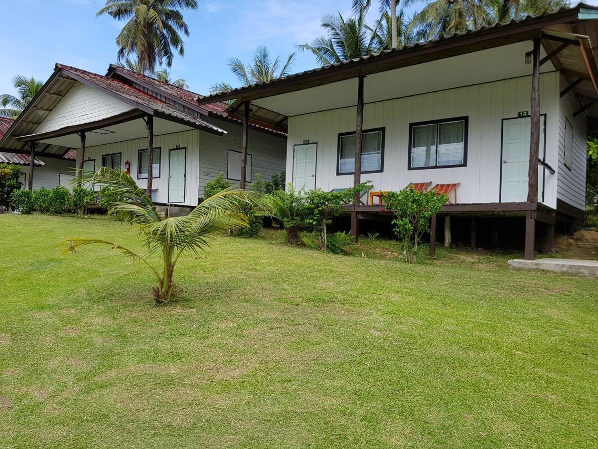 S Beach Resort Ko Kut Exterior photo