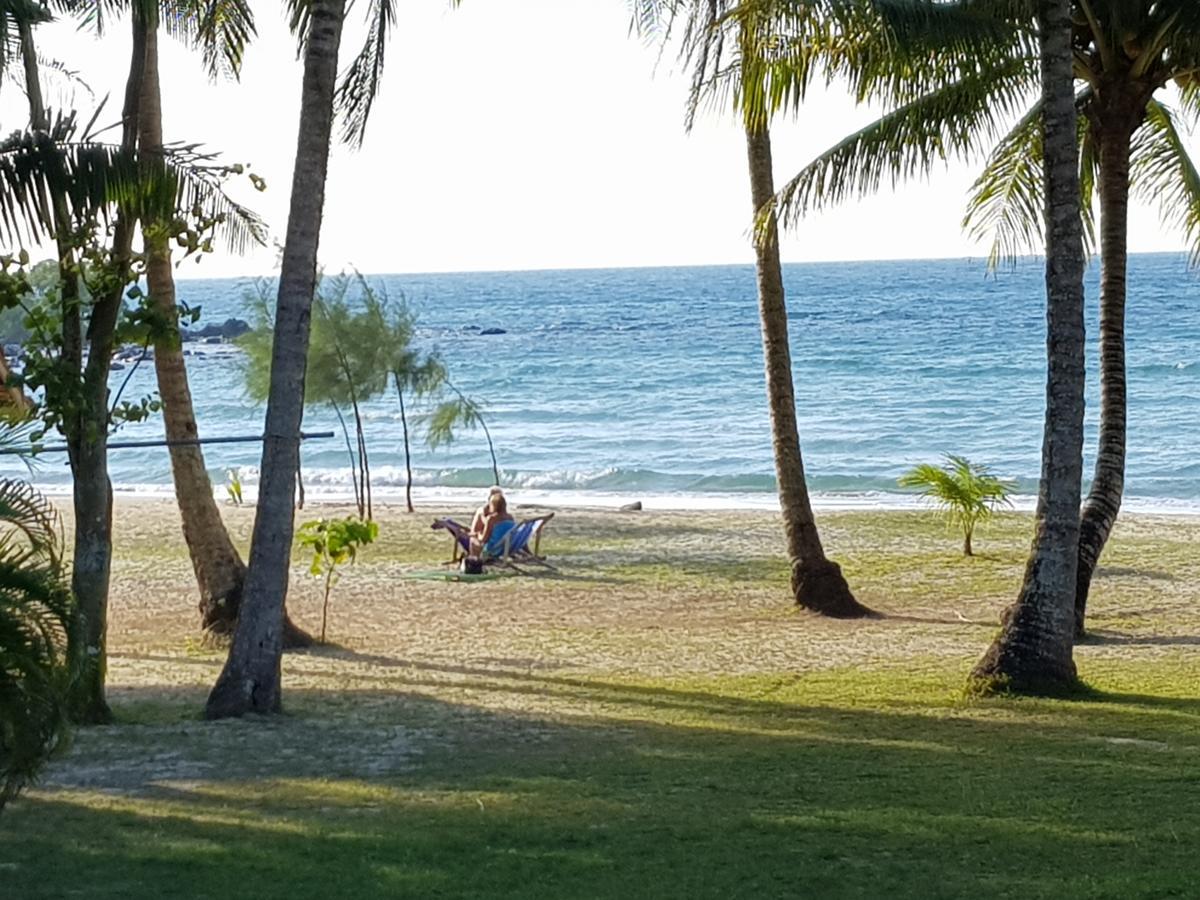 S Beach Resort Ko Kut Exterior photo